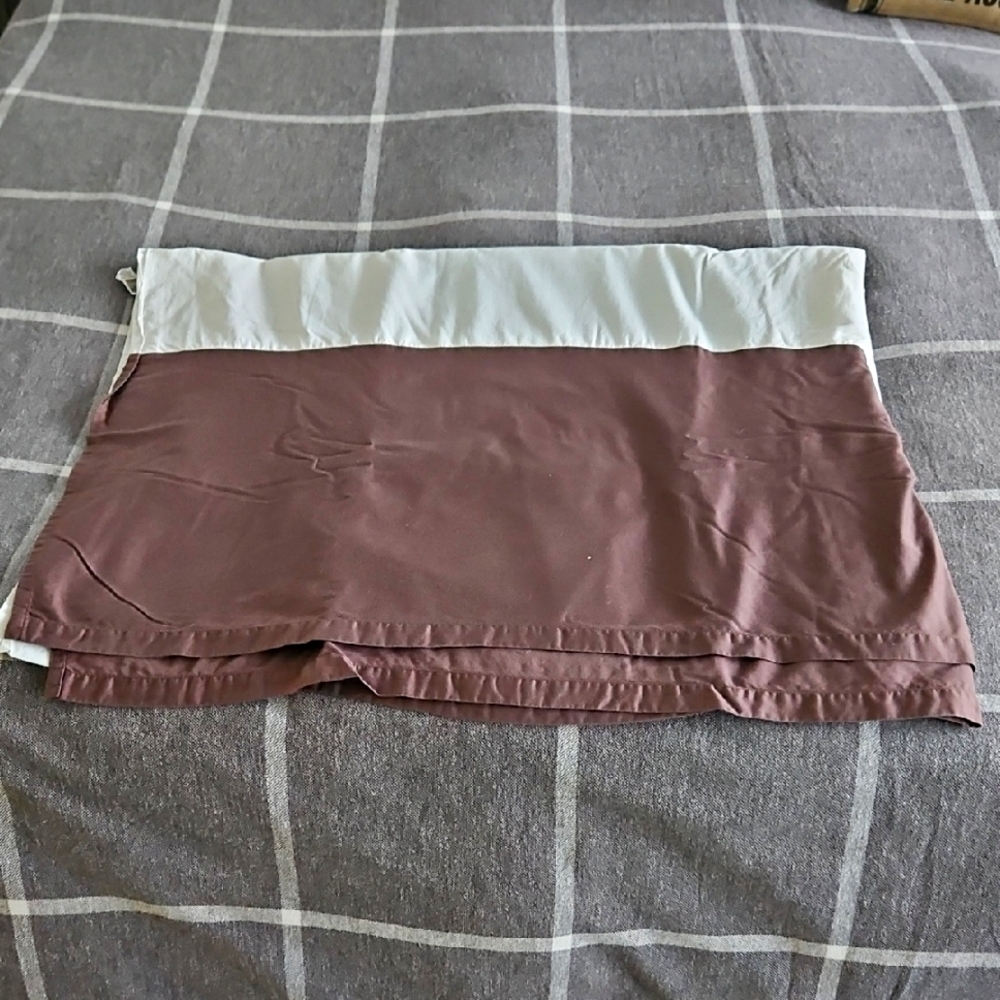 EUC 100% soft and luxurious cotton Queen size bedskirt in chocolate brown